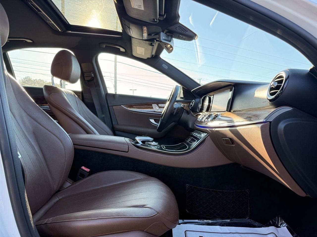 Mercedes-Benz E-Class E 300 Sport 4MATIC Sedan 2017