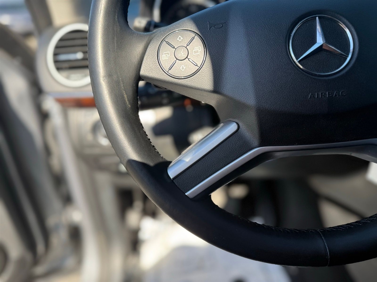 Mercedes-Benz GL-Class 4MATIC 4dr GL 450 2012