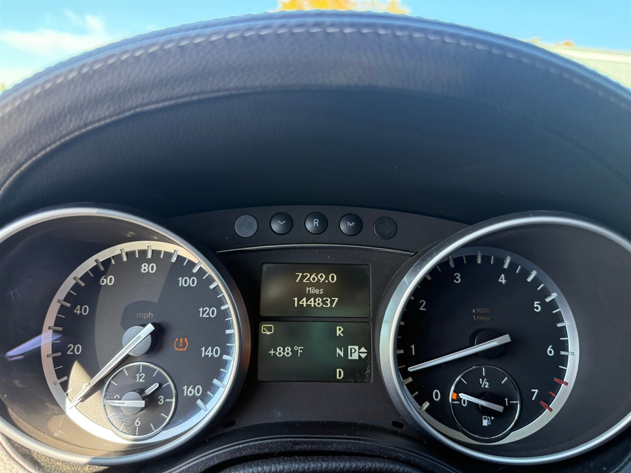 Mercedes-Benz GL-Class 4MATIC 4dr GL 450 2012