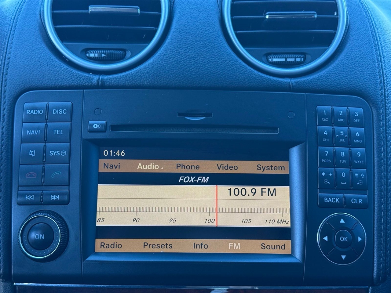 Mercedes-Benz GL-Class 4MATIC 4dr GL 450 2012