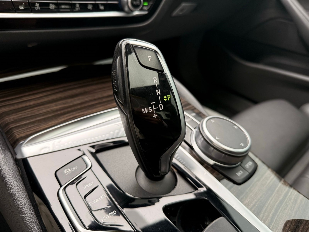 BMW 5 Series 530i xDrive Sedan 2019