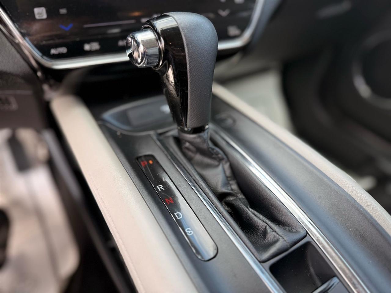 Honda HR-V AWD 4dr CVT EX-L w/Navi 2016