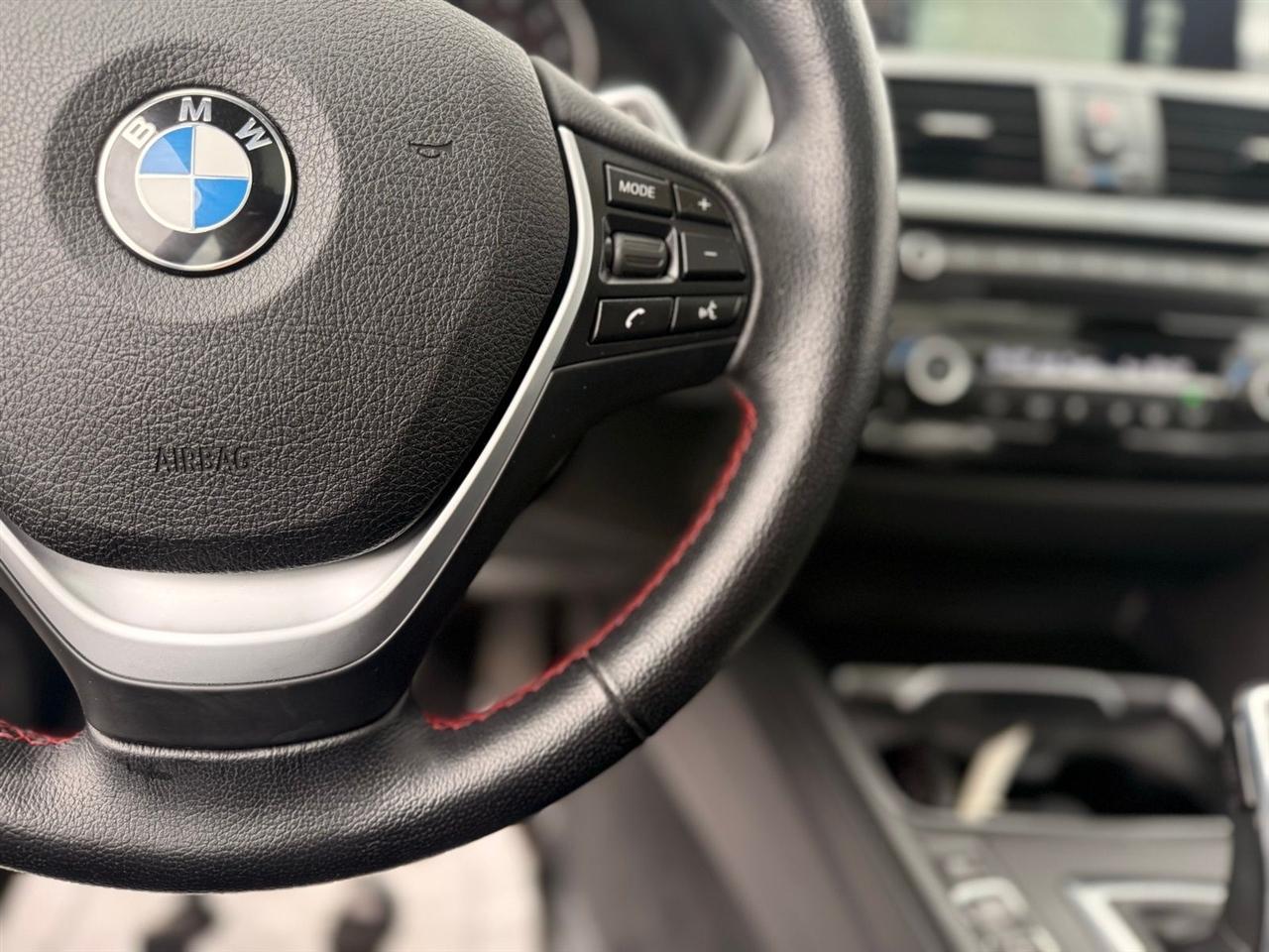 BMW 3 Series 4dr Sdn 328i xDrive AWD SULEV South Africa 2016