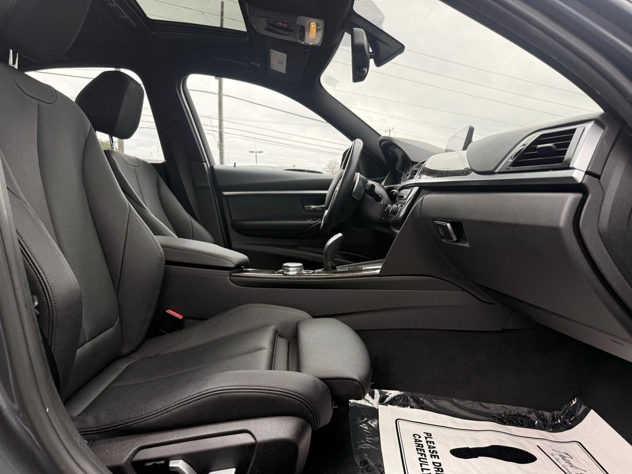 BMW 3 Series 4dr Sdn 328i xDrive AWD SULEV South Africa 2016