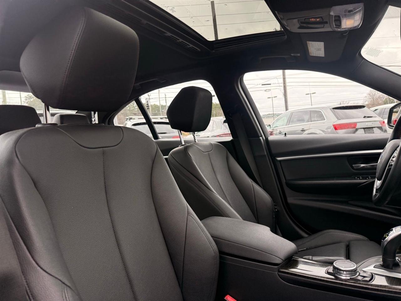 BMW 3 Series 4dr Sdn 328i xDrive AWD SULEV South Africa 2016