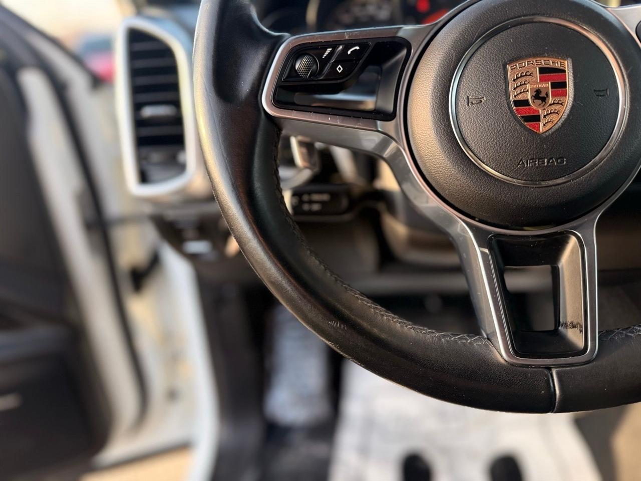 Porsche Cayenne  2017