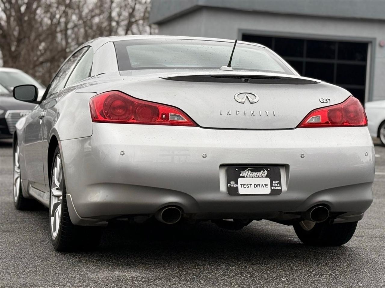 Infiniti G37 Convertible 2dr Base 2013