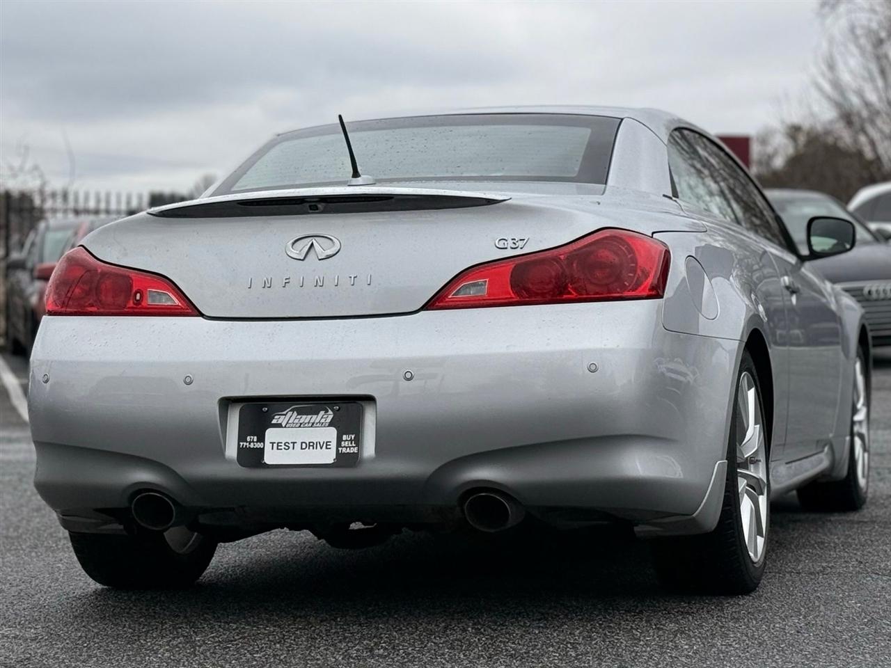 Infiniti G37 Convertible 2dr Base 2013