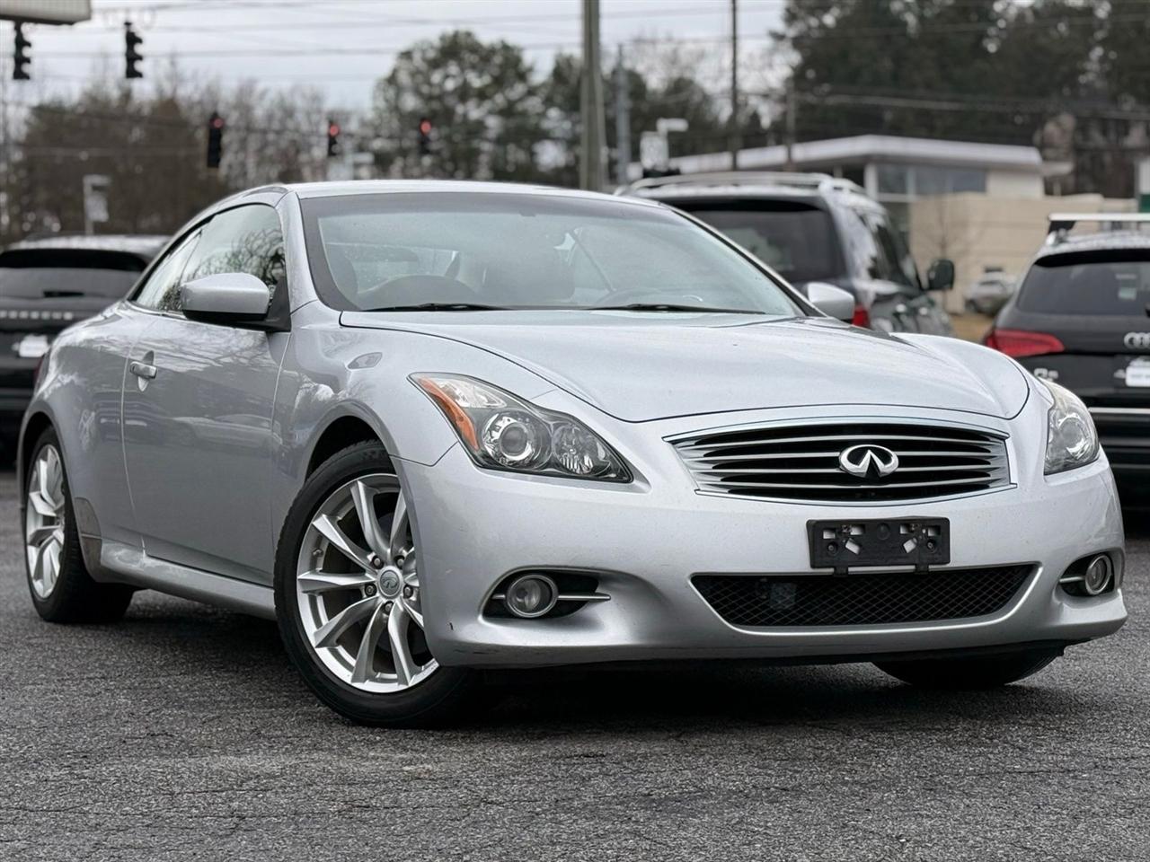 Infiniti G37 Convertible 2dr Base 2013