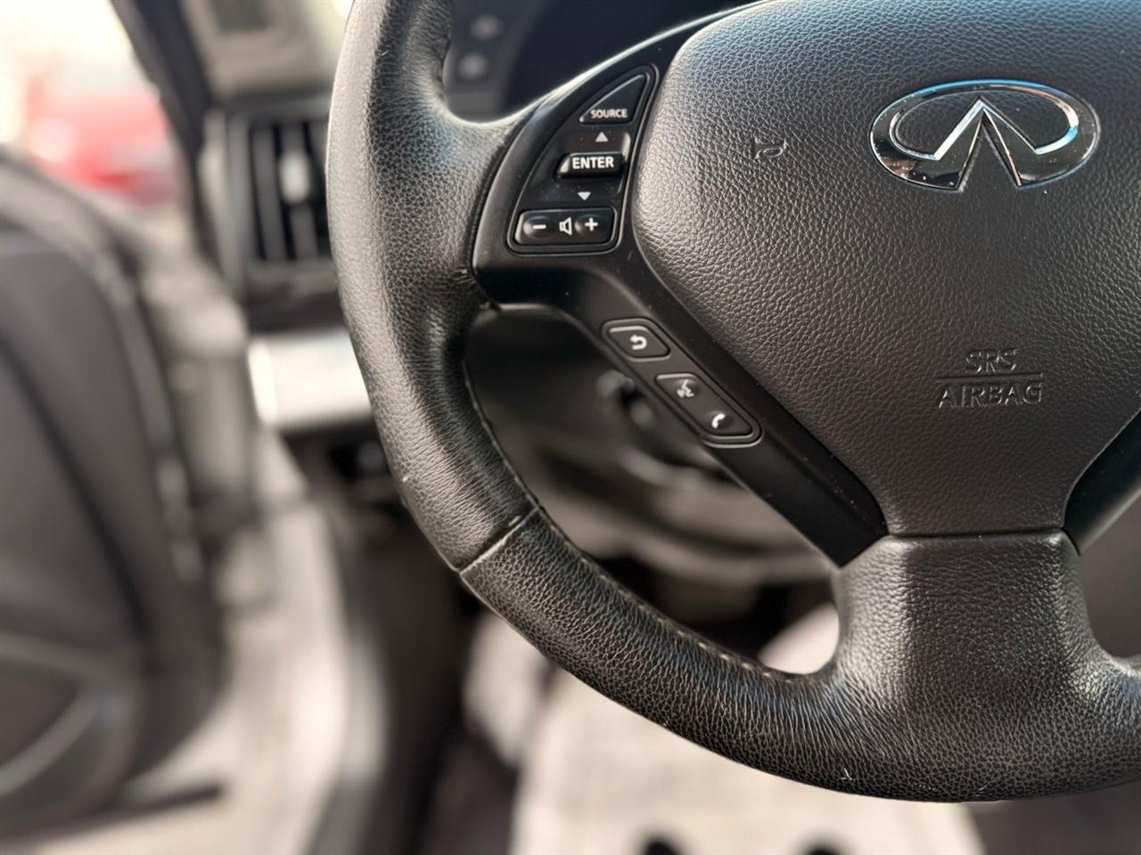 Infiniti G37 Convertible 2dr Base 2013