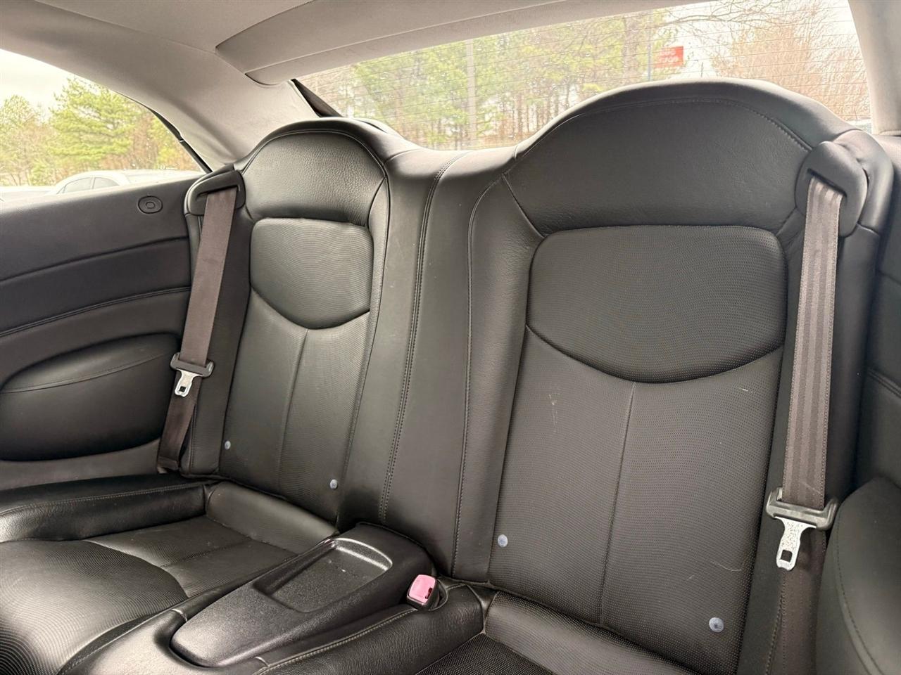 Infiniti G37 Convertible 2dr Base 2013