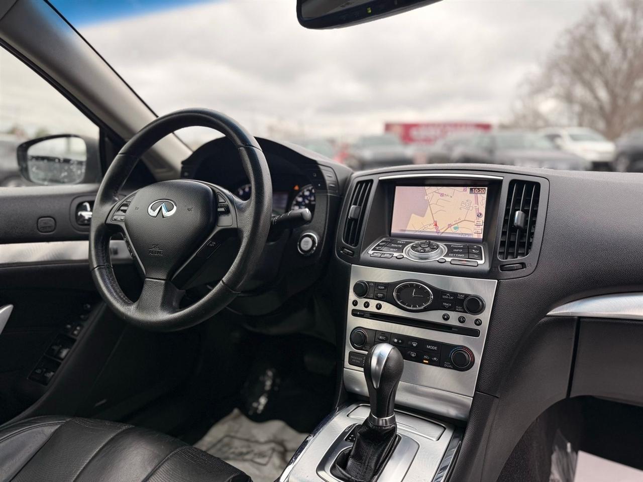 Infiniti G37 Convertible 2dr Base 2013