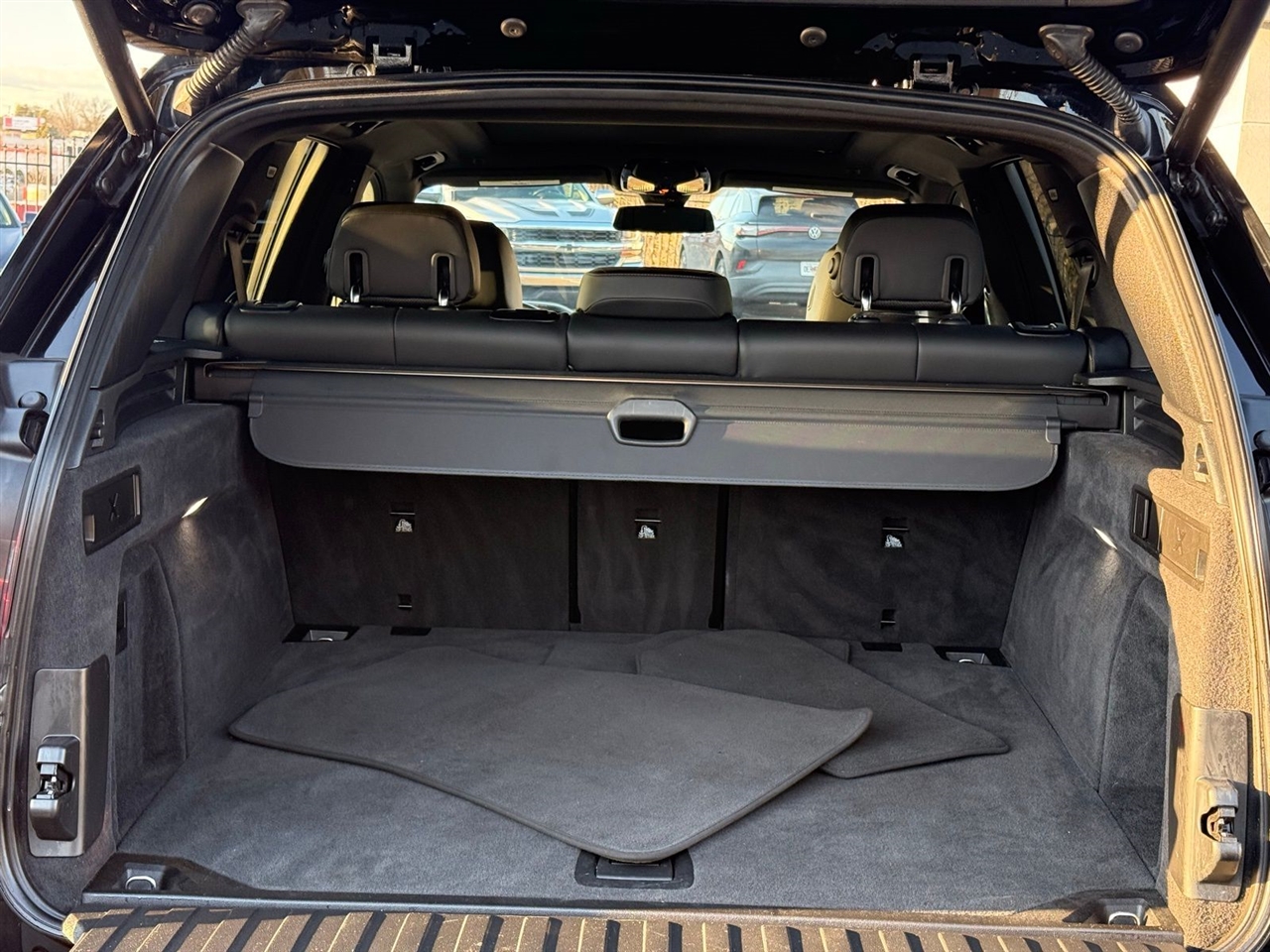 BMW X5 xDrive40i Sports Activity Vehicle 2023