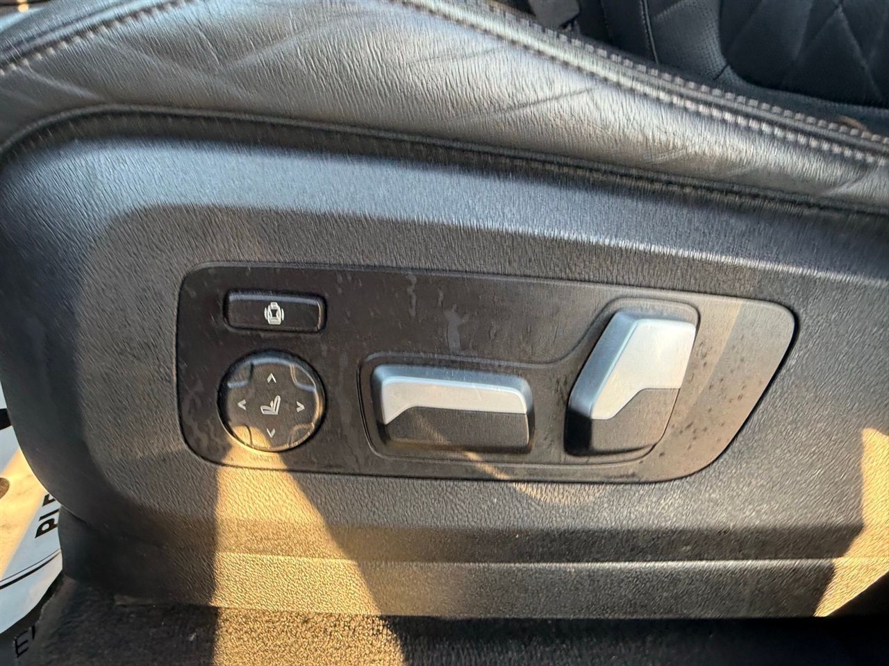 BMW X5 xDrive40i Sports Activity Vehicle 2023