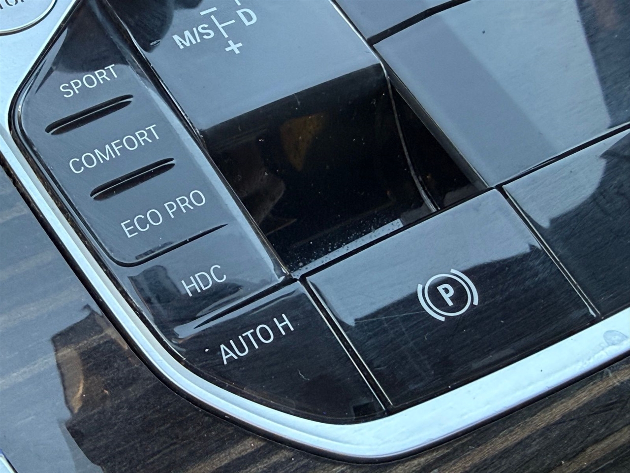 BMW X5 xDrive40i Sports Activity Vehicle 2023