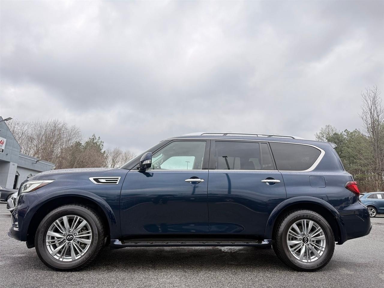 Infiniti QX80 LUXE AWD 2021