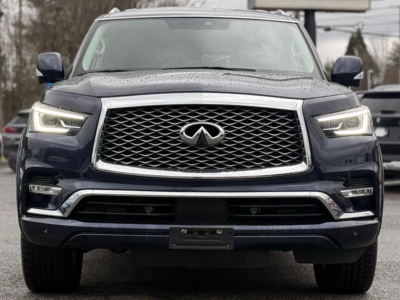 Infiniti QX80 LUXE AWD 2021