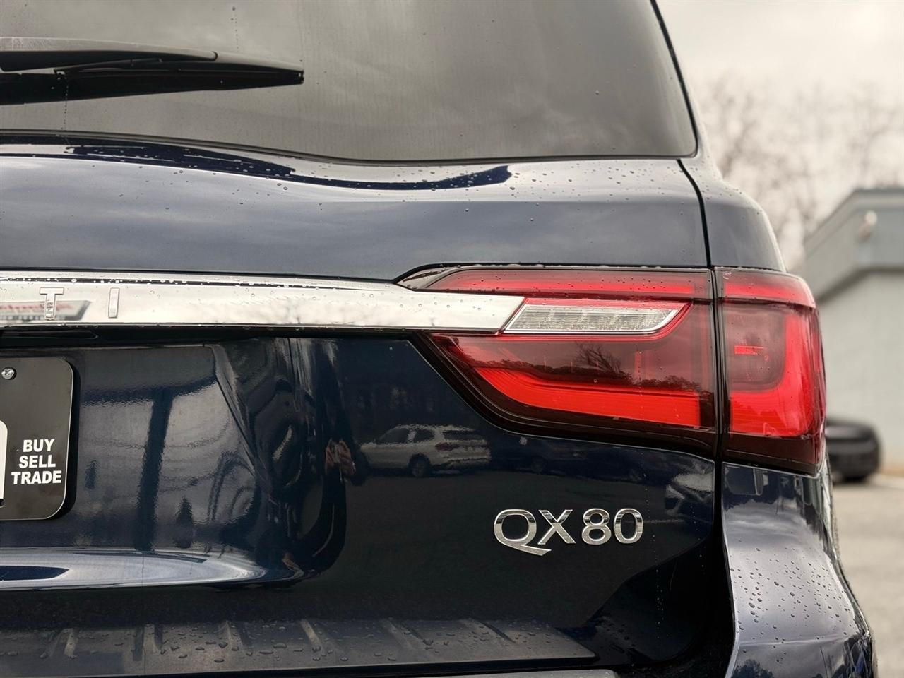 Infiniti QX80 LUXE AWD 2021