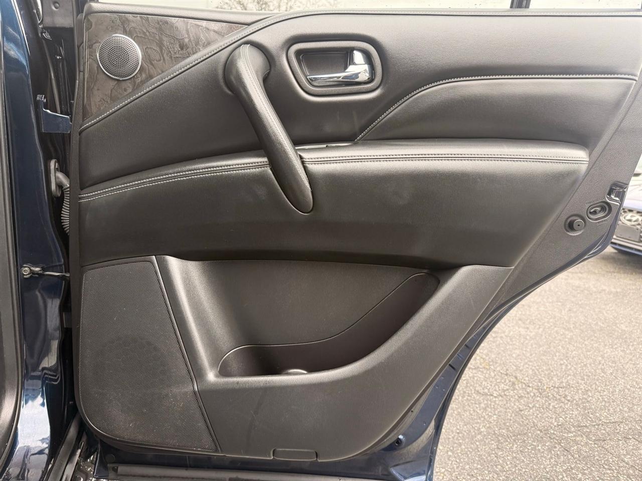 Infiniti QX80 LUXE AWD 2021