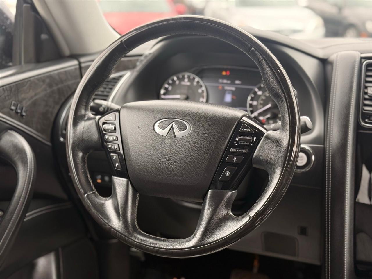 Infiniti QX80 LUXE AWD 2021