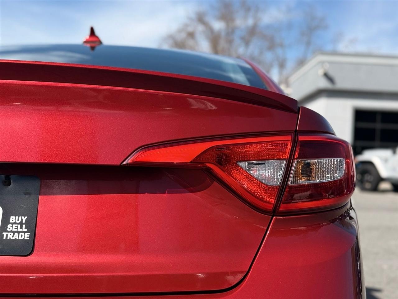 Hyundai Sonata SE 2.4L 2017