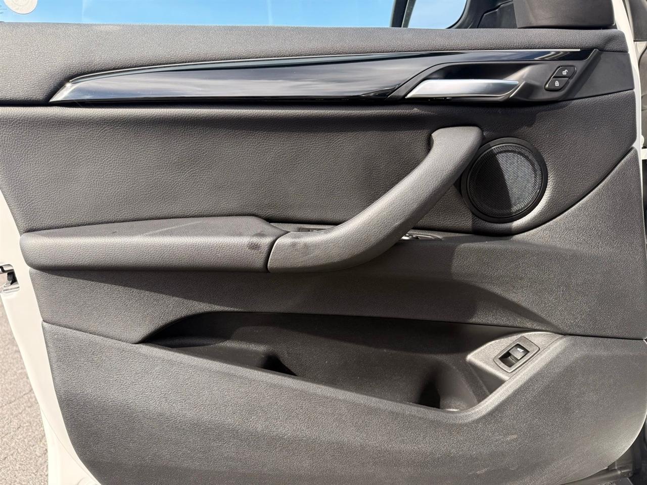 BMW X1 xDrive28i Sports Activity Vehicle 2017