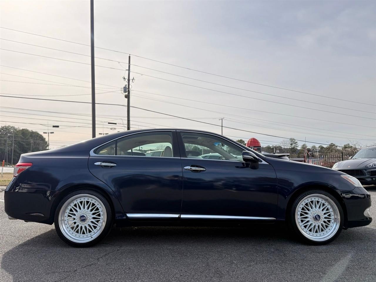 Lexus ES 350 4dr Sdn 2012