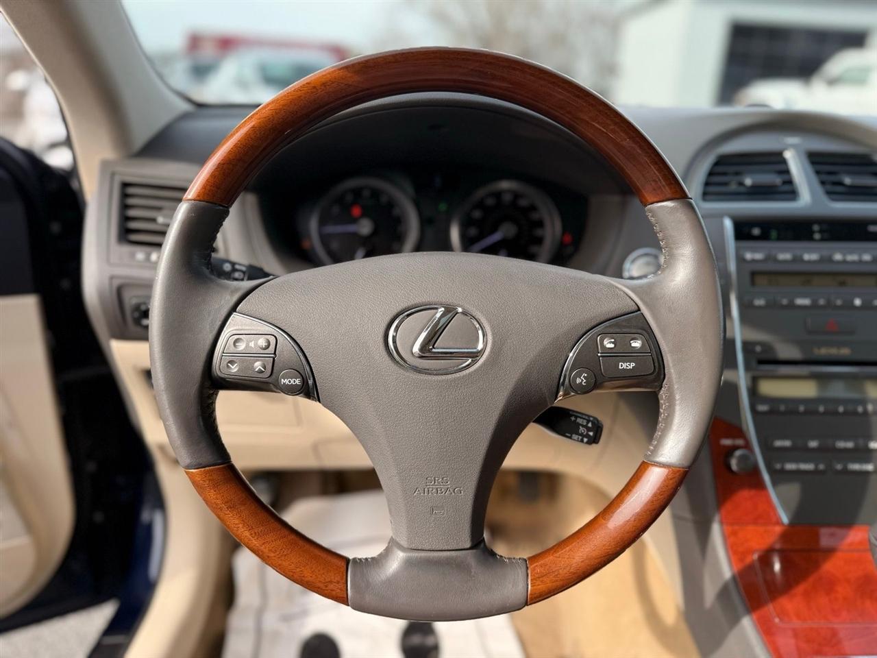 Lexus ES 350 4dr Sdn 2012