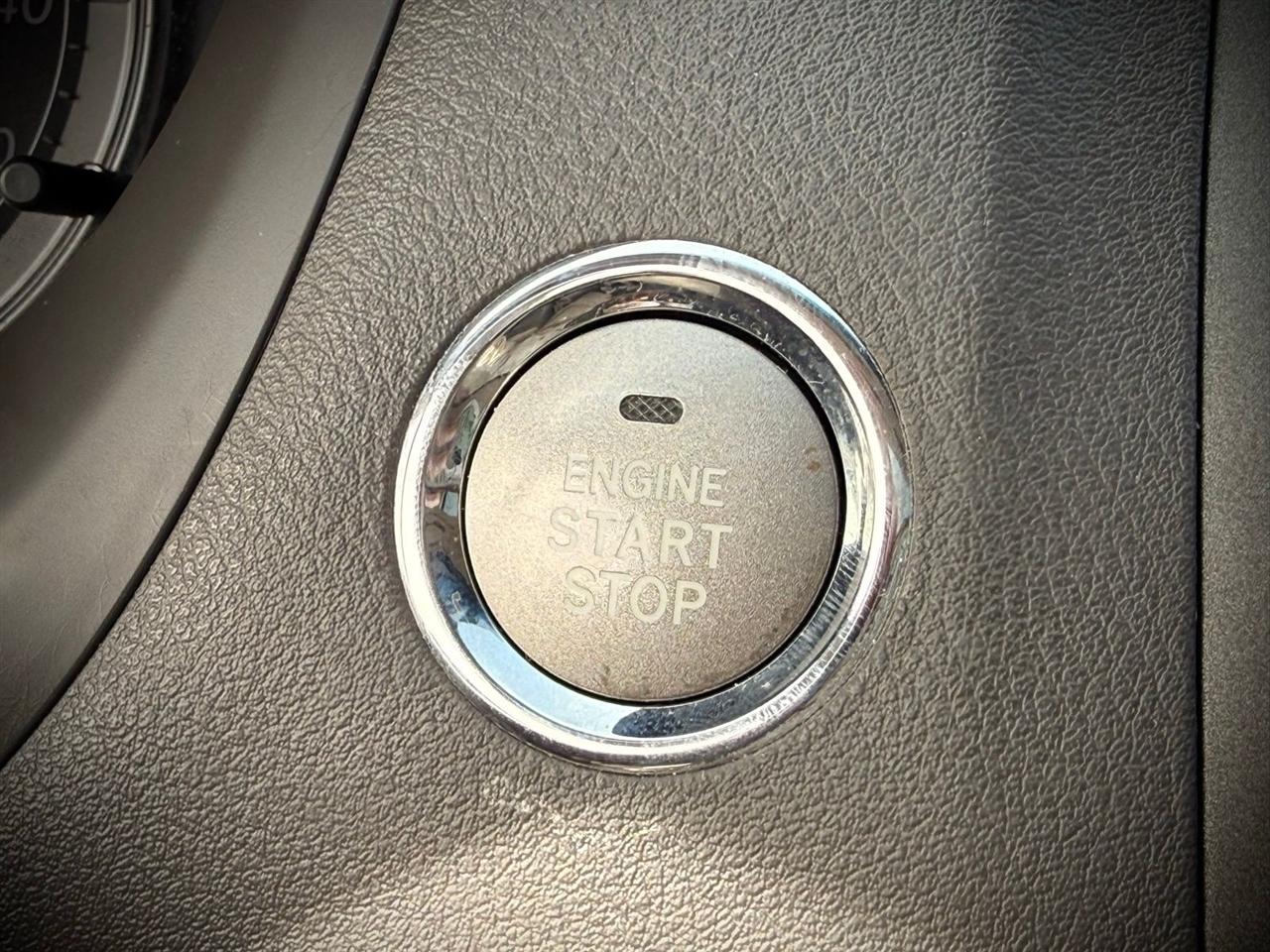 Lexus ES 350 4dr Sdn 2012