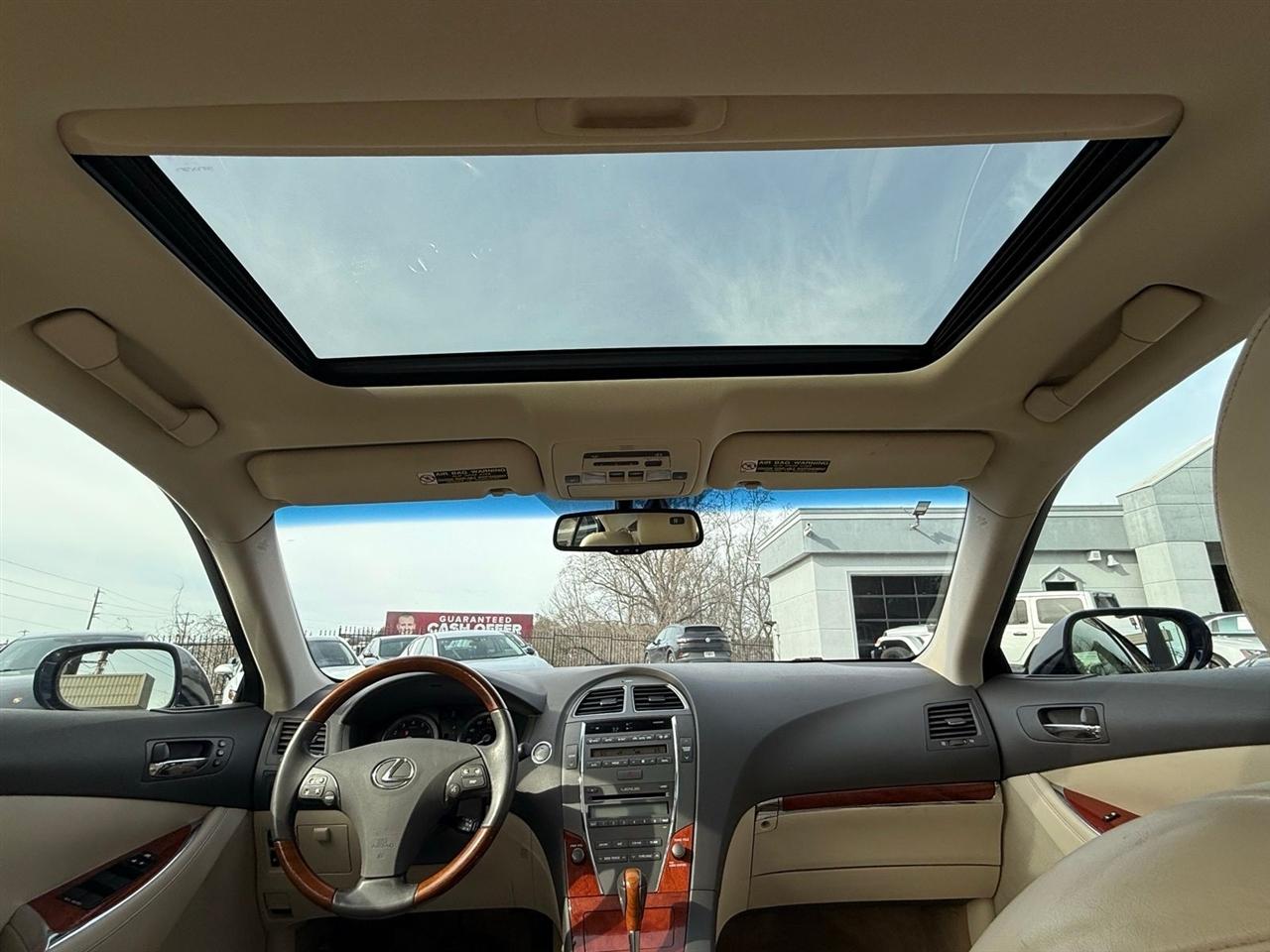 Lexus ES 350 4dr Sdn 2012