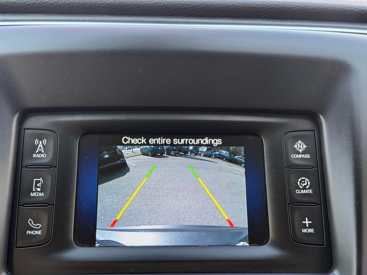 Chrysler 200 4dr Sdn Limited FWD 2016