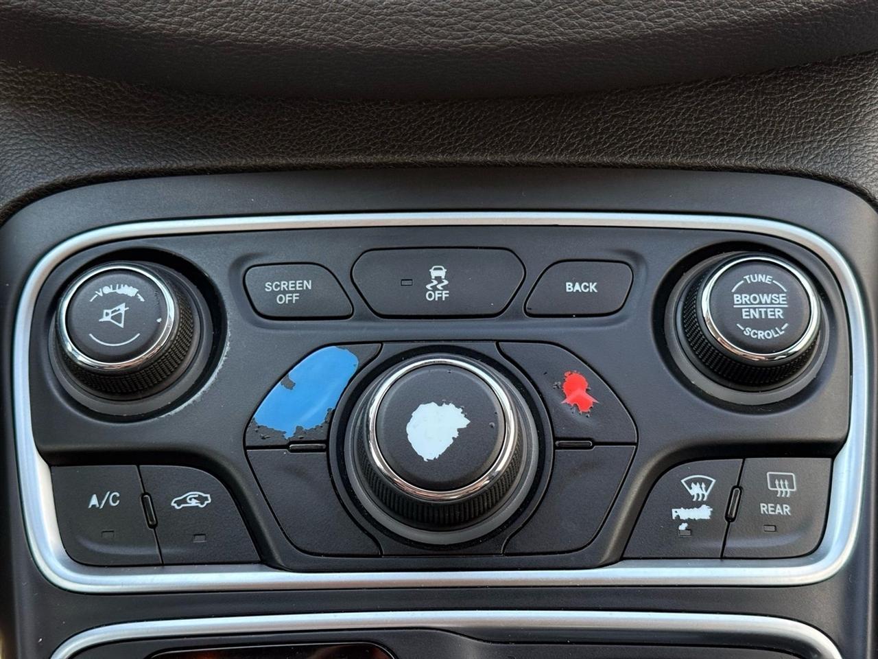 Chrysler 200 4dr Sdn Limited FWD 2016