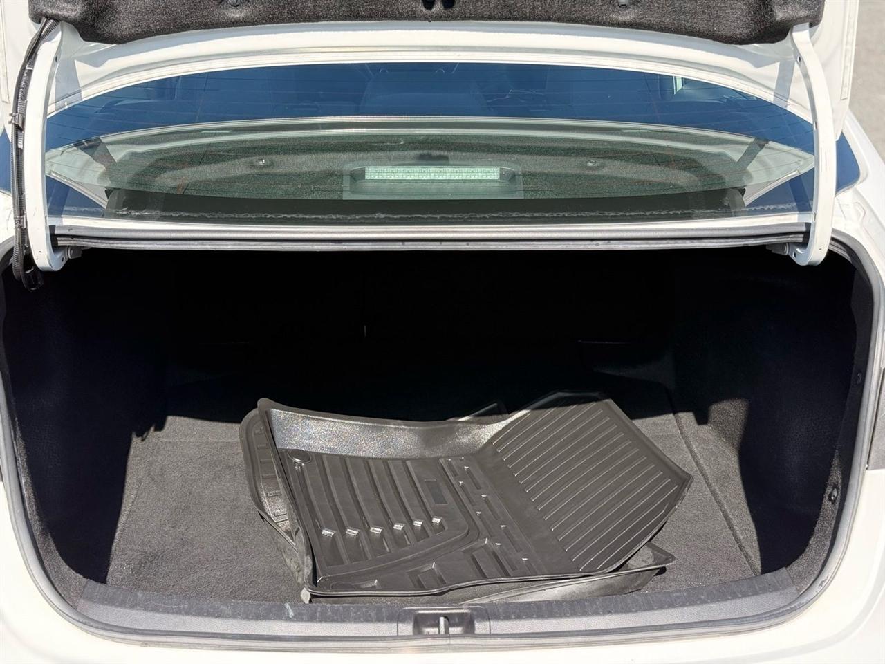 Toyota Corolla LE CVT (Natl) 2020