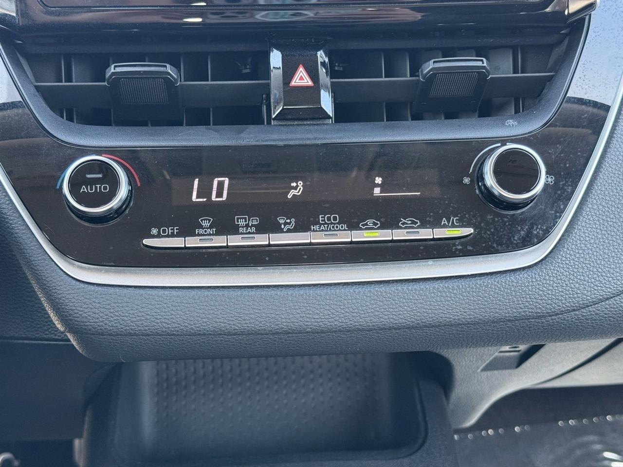 Toyota Corolla LE CVT (Natl) 2020