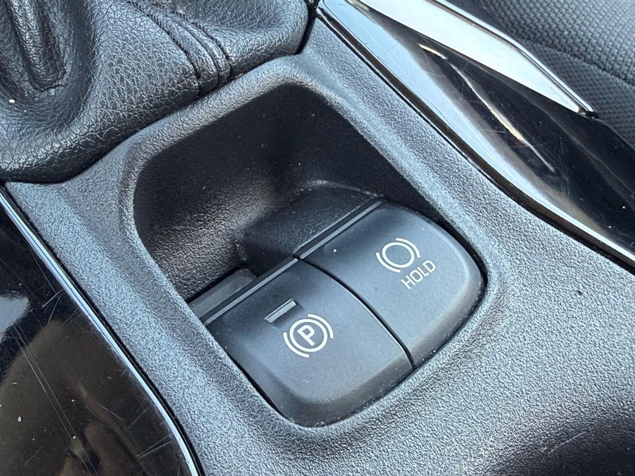 Toyota Corolla LE CVT (Natl) 2020