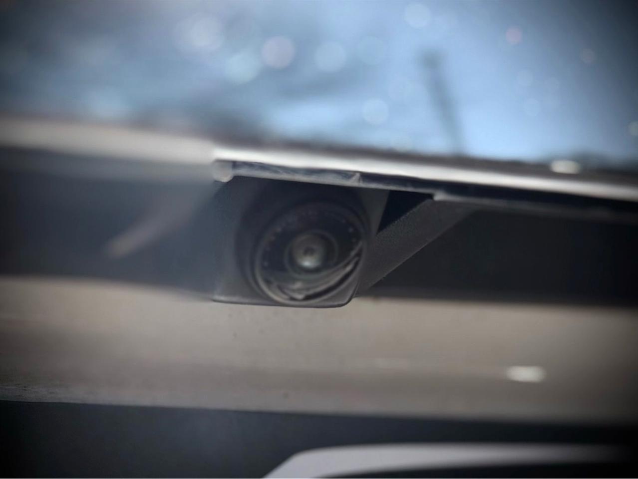 Nissan Pathfinder 4x4 Platinum 2018