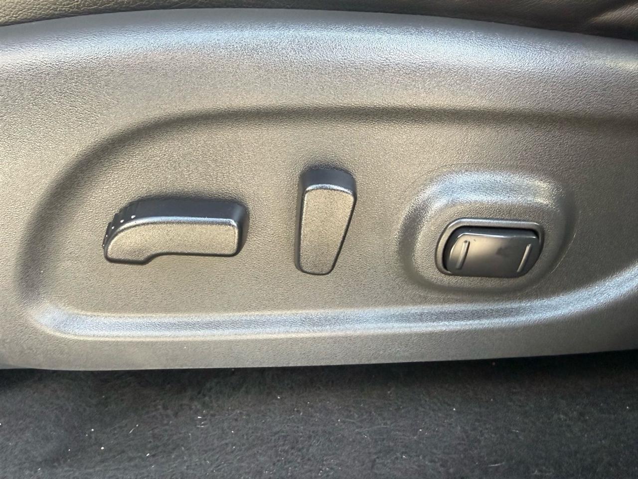 Nissan Pathfinder 4x4 Platinum 2018