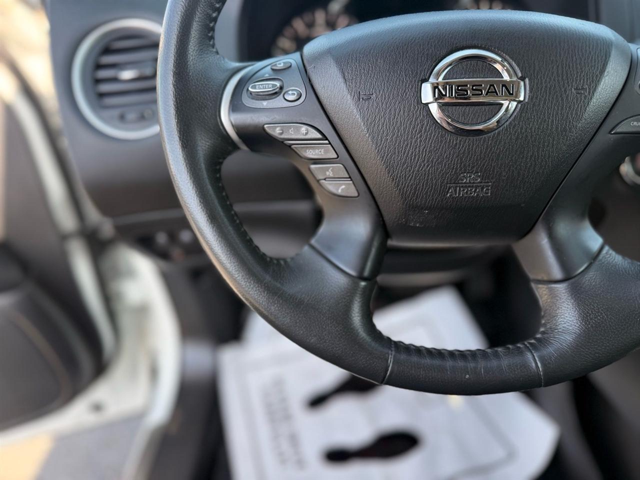 Nissan Pathfinder 4x4 Platinum 2018