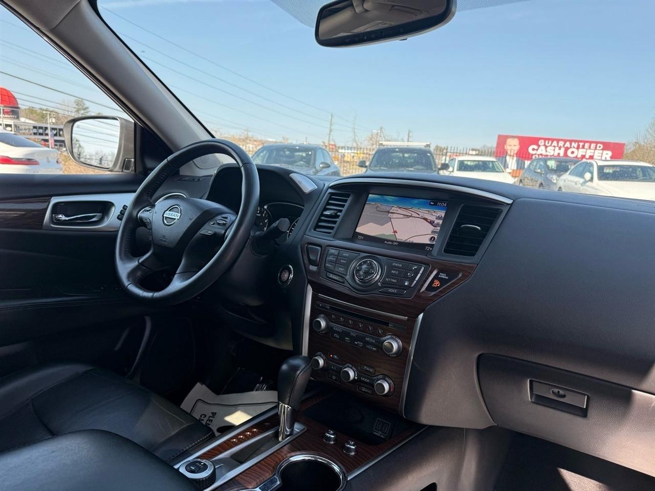 Nissan Pathfinder 4x4 Platinum 2018