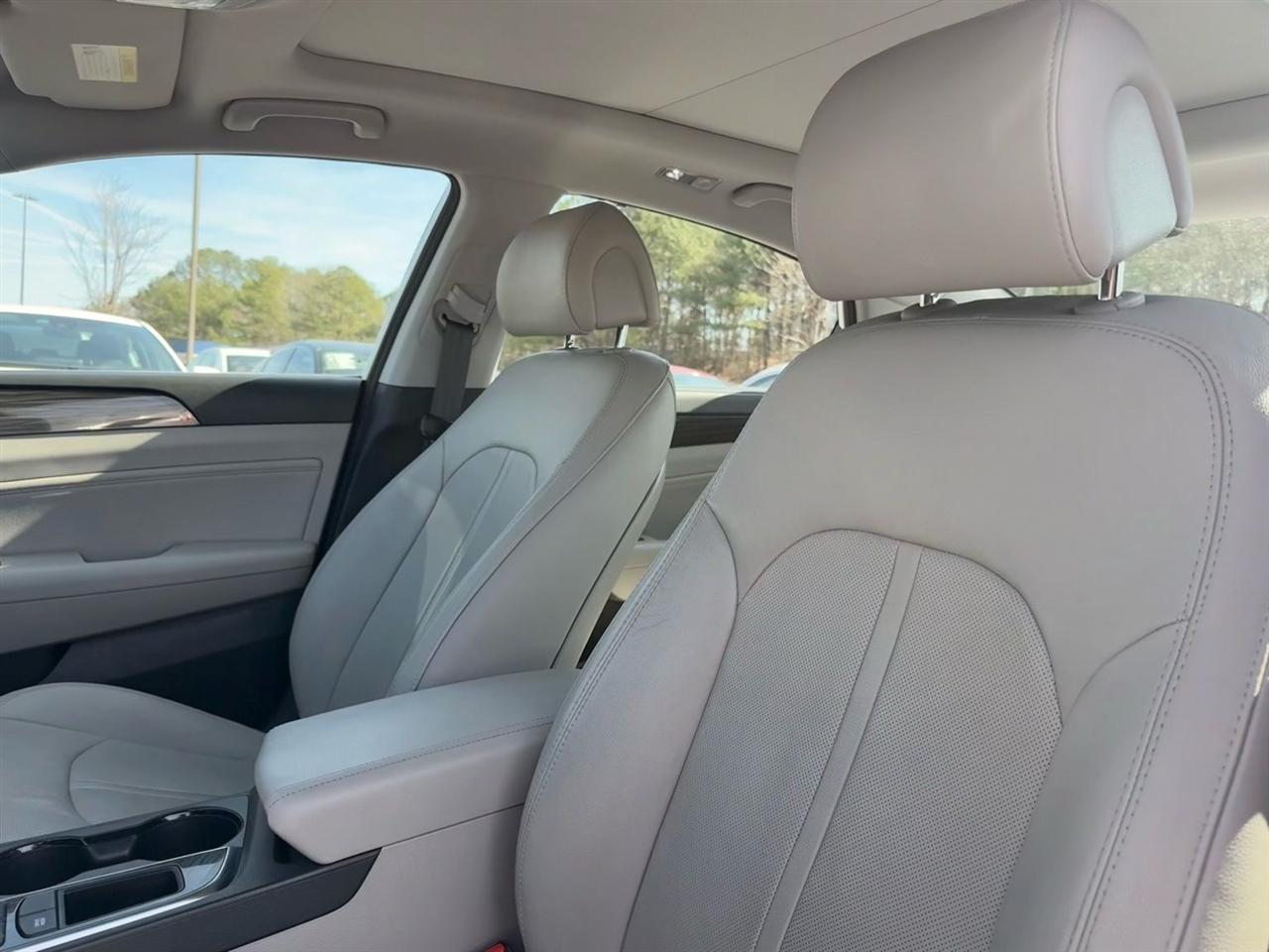 Hyundai Sonata 4dr Sdn 2.4L Limited 2015