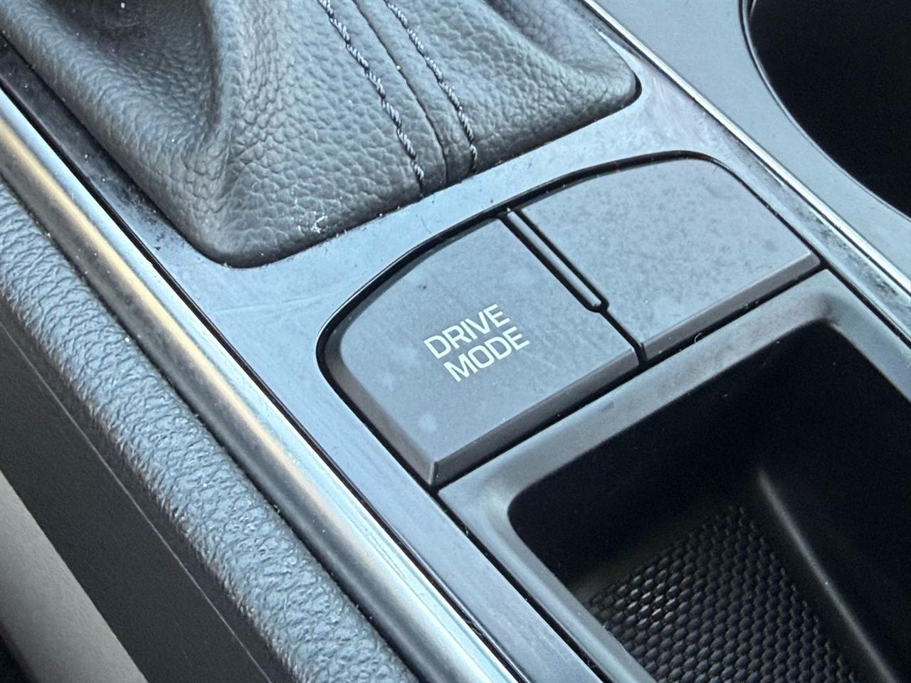 Hyundai Sonata 4dr Sdn 2.4L Limited 2015