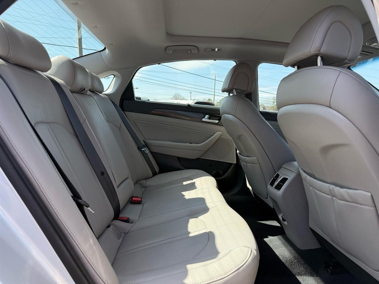 Hyundai Sonata 4dr Sdn 2.4L Limited 2015