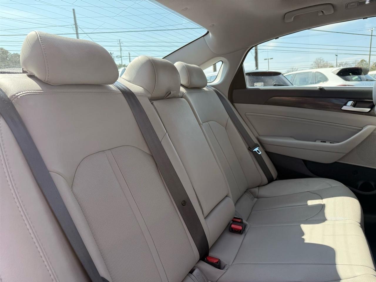 Hyundai Sonata 4dr Sdn 2.4L Limited 2015