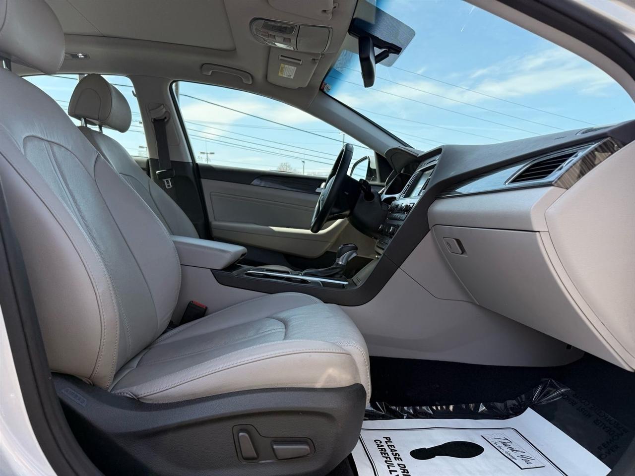 Hyundai Sonata 4dr Sdn 2.4L Limited 2015