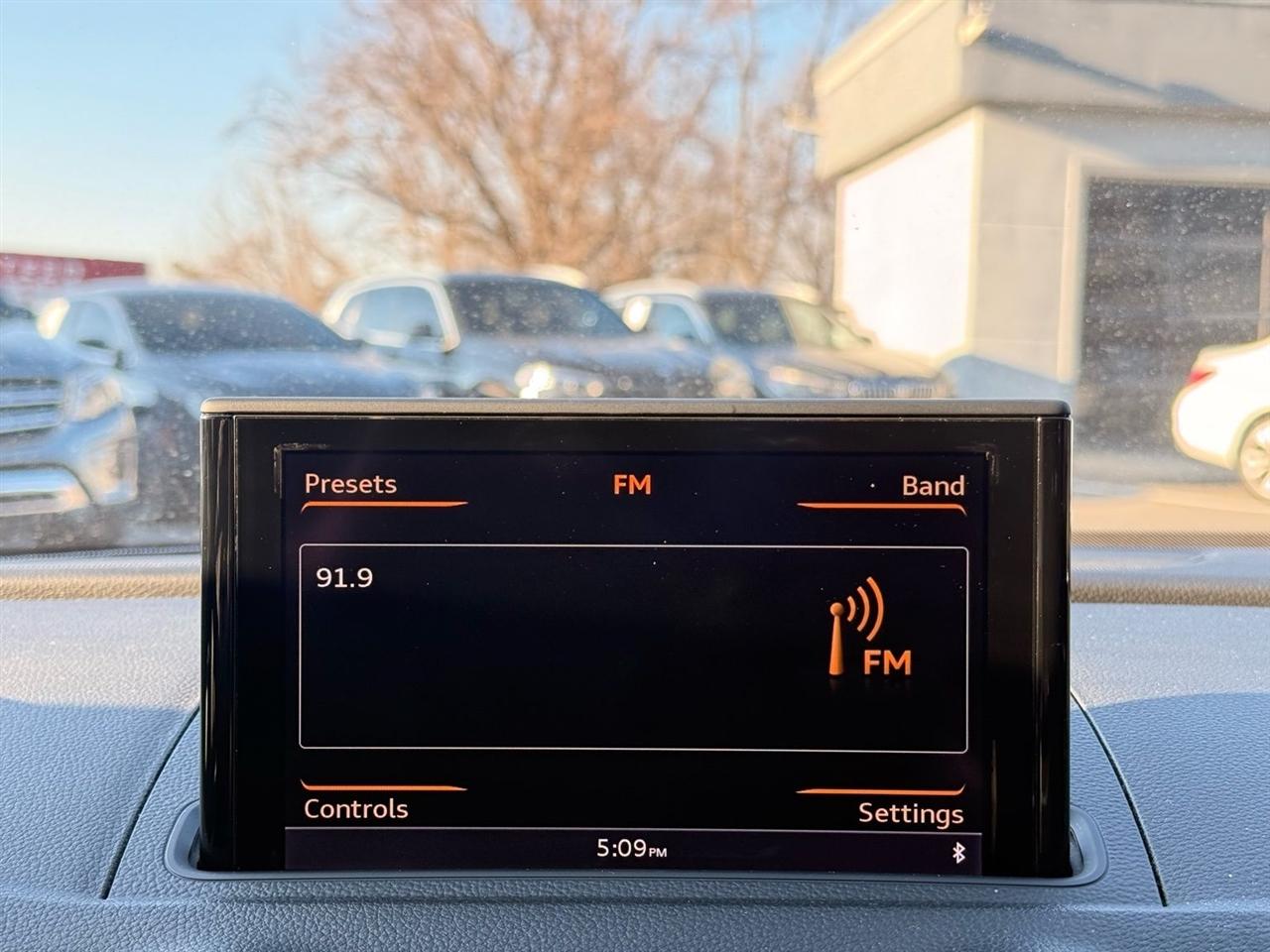 Audi A3 4dr Sdn FWD 1.8T Premium Plus 2015