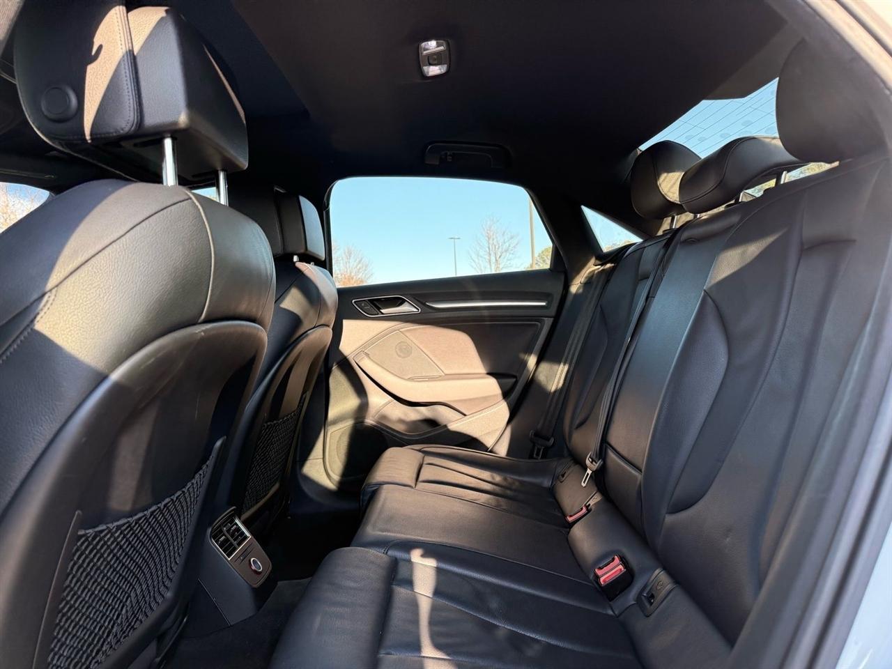 Audi A3 4dr Sdn FWD 1.8T Premium Plus 2015