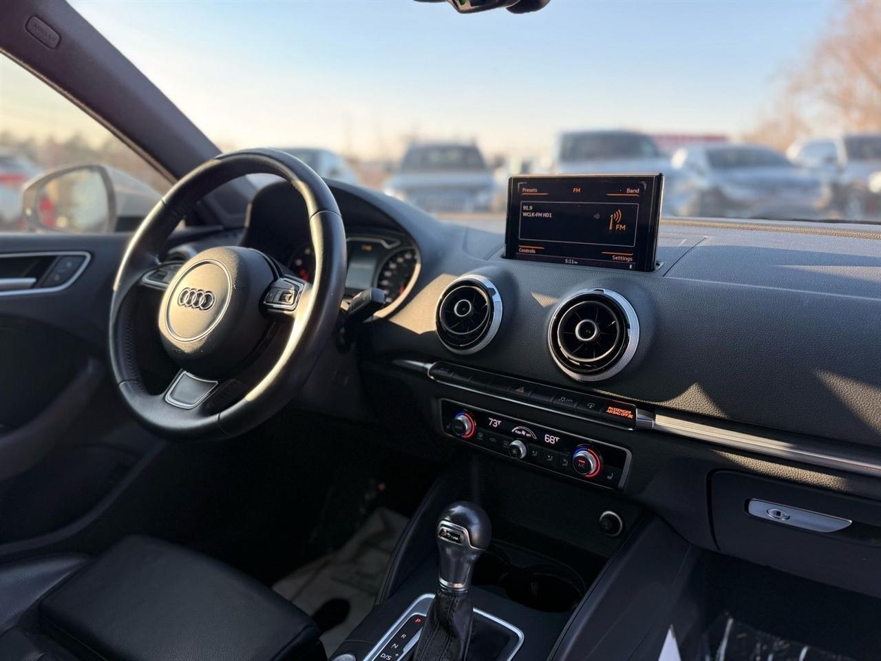 Audi A3 4dr Sdn FWD 1.8T Premium Plus 2015