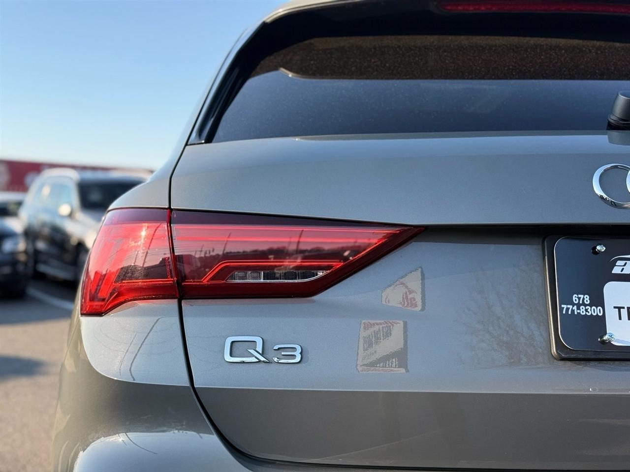 Audi Q3 Premium 40 TFSI quattro 2021