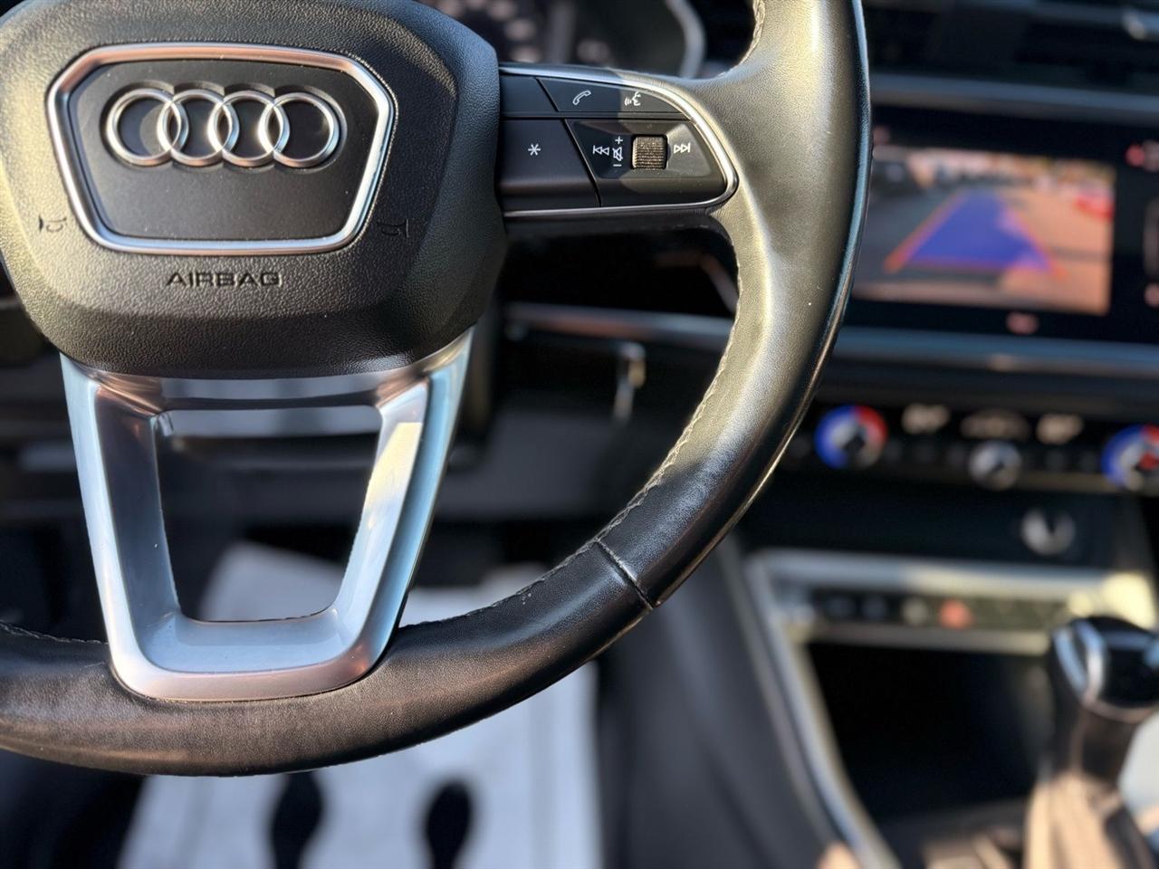 Audi Q3 Premium 40 TFSI quattro 2021