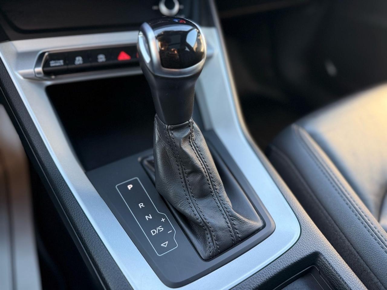 Audi Q3 Premium 40 TFSI quattro 2021